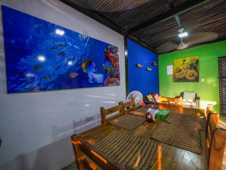 70023ebd-88f4-42a7-81af-e88c25f91ee3