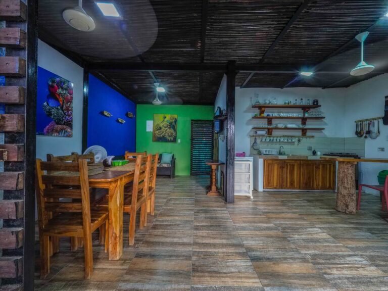 c4d64db8-e93c-4484-a55c-aa65a9a67bd4